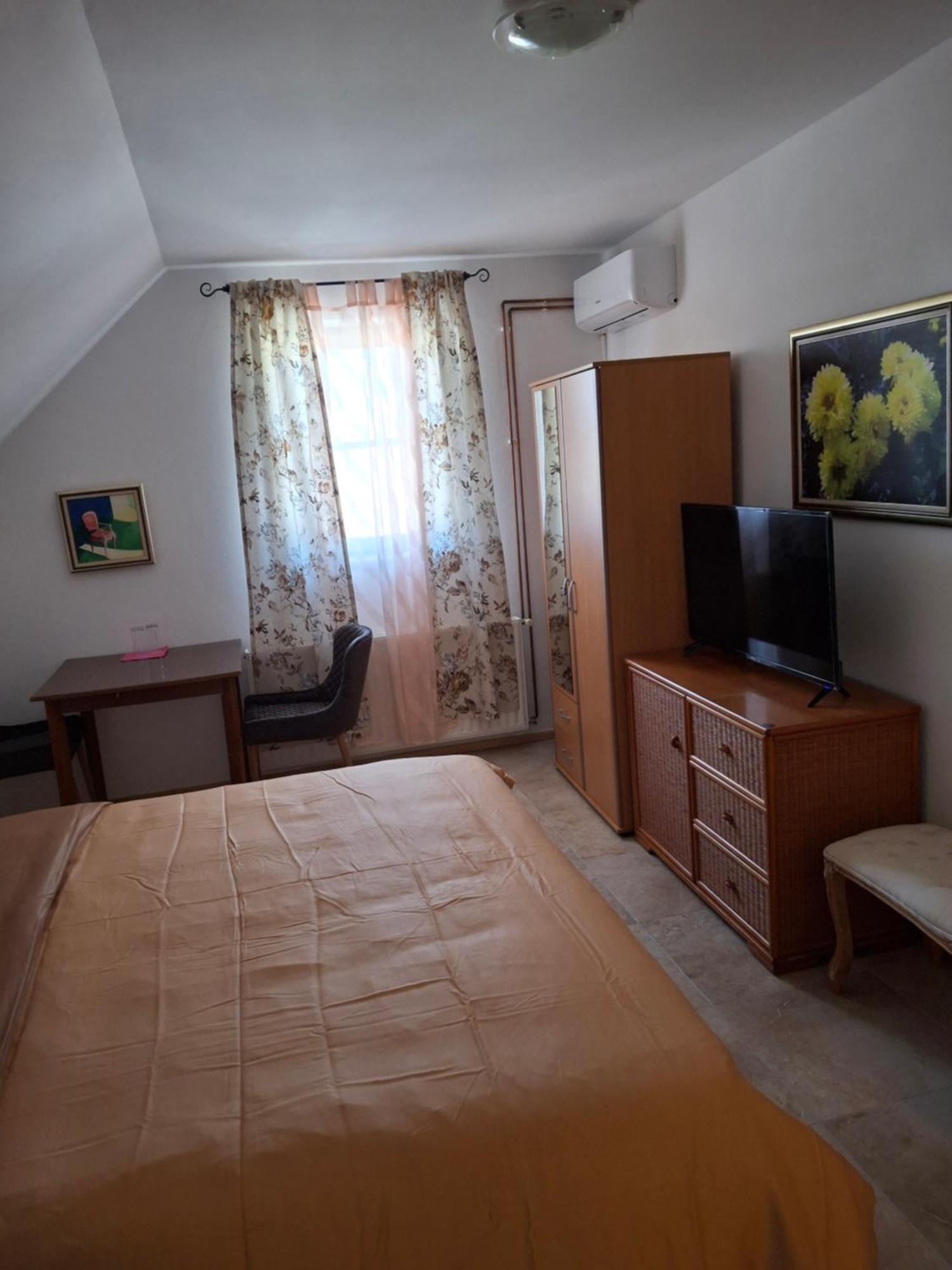 Hotel House Izvor Jezerce Esterno foto